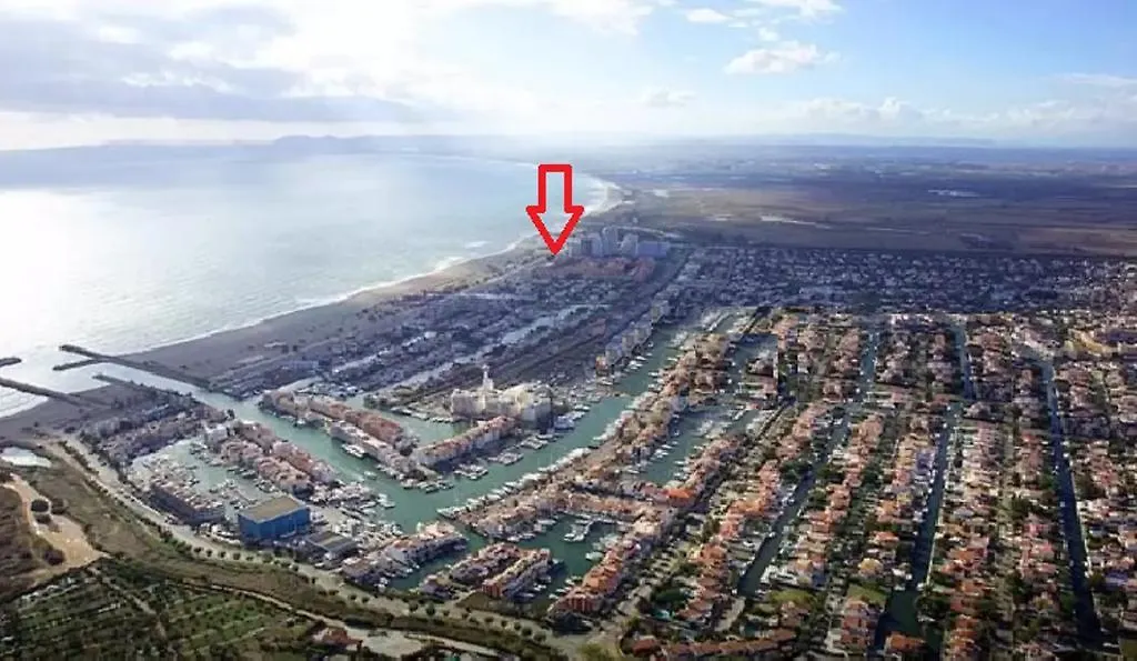 Atic Beach D-Luxe Ampuriabrava 0*,